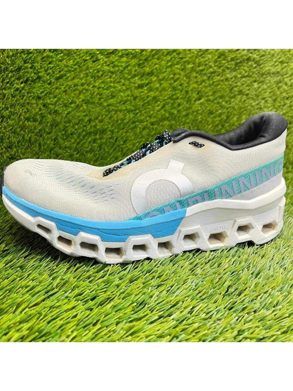 On Cloudmonster 2 Womens Size 7.5 Cream Blue Athletic Running Shoes Sneakers